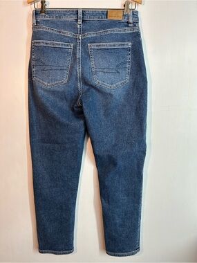 American Eagle mom Jeans stretch 4 short 28/26”